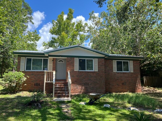 Building Photo - 197 Willow Ave Rental