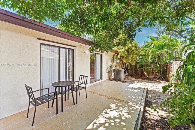 Photo - 6701 SW 129th Ct