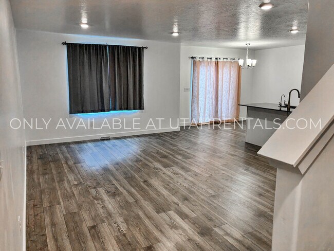 Photo - 3741 W 860 N