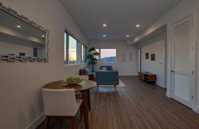 Photo - The Sunset Hue