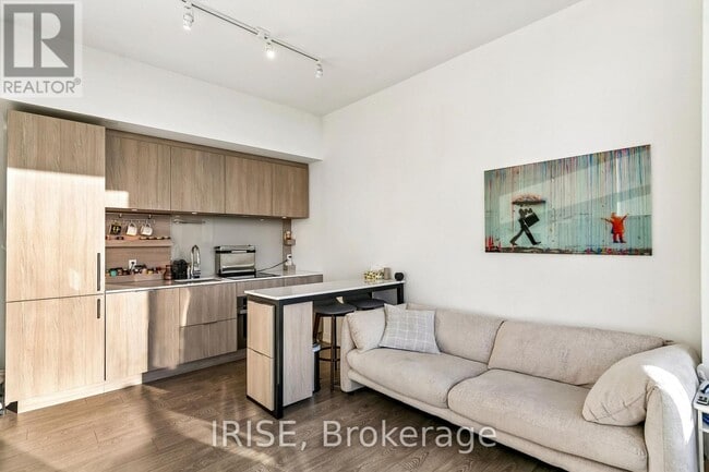Photo - 28 Ann St Unit PH08