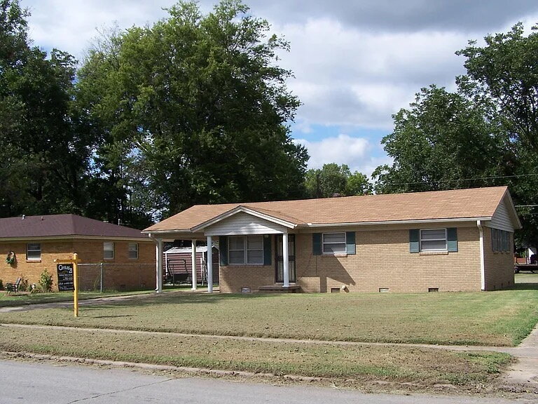 Photo - 1100 Highland Ave