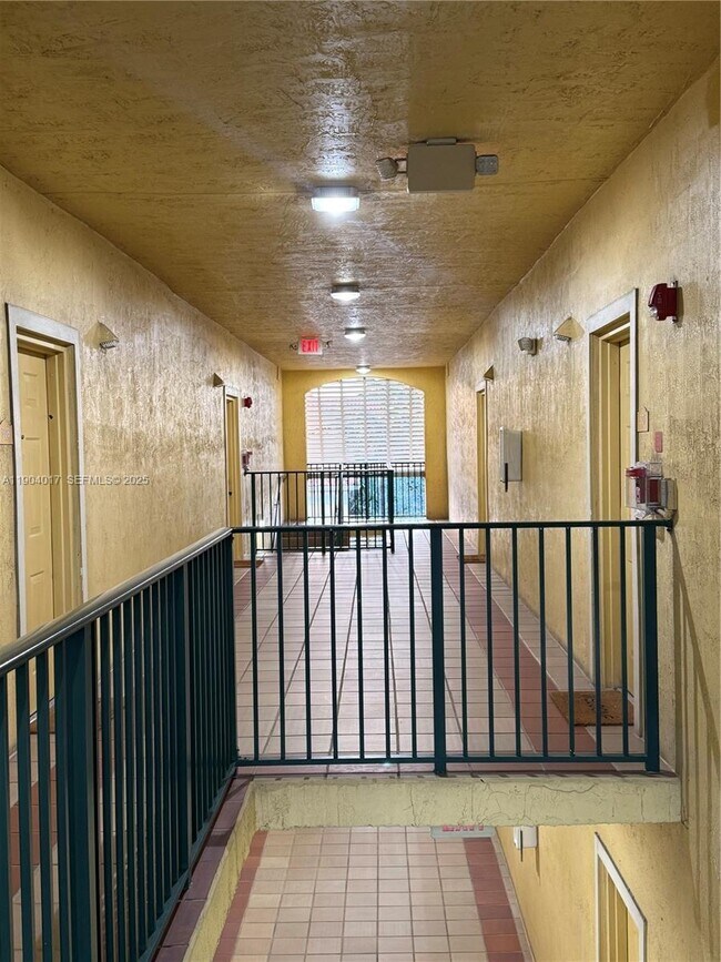 Photo - 7350 NW 114th Ave Unit 301