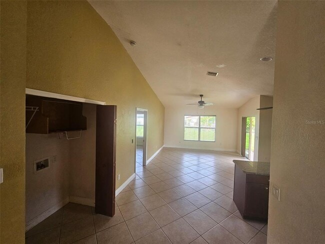 3221 SW Santa Barbara Pl