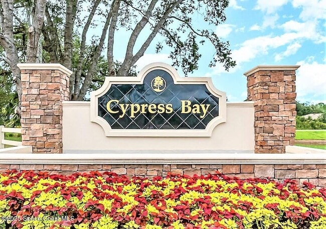 Photo - 1854 Capital Dr SE