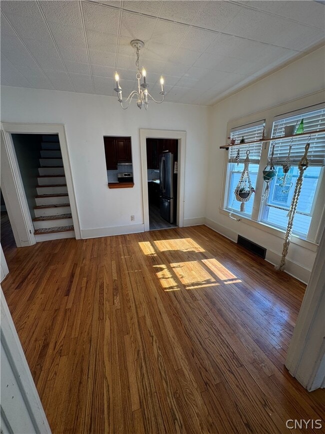 Photo - 220 Delhi St