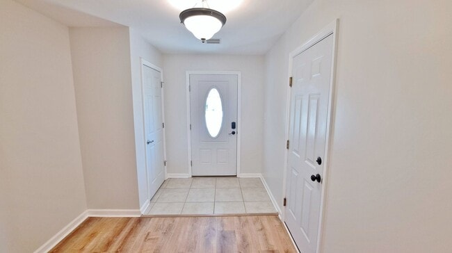 Photo - 3 Bed / 2 Full and 2 Half Bath Single Family Townhome