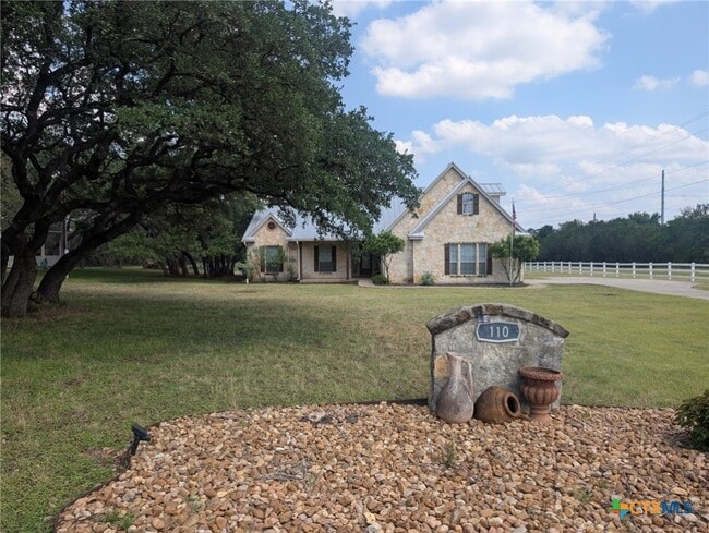 Photo - 110 Suncrest Dr House