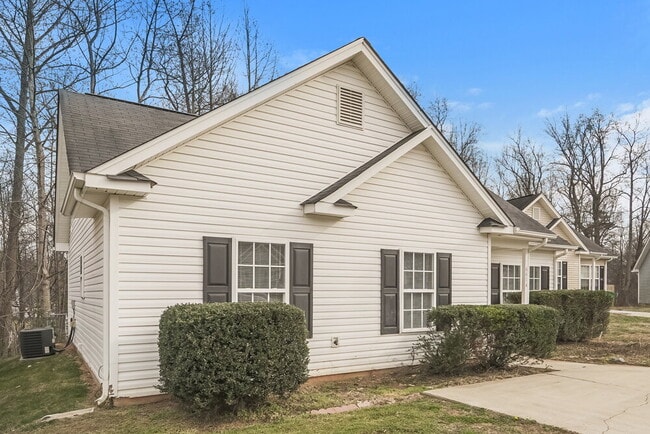 Photo - 6614 Hampton Way Dr