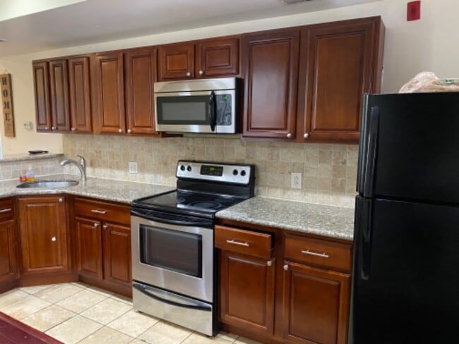 Photo - 1624 N 16th St Unit A Bed 2