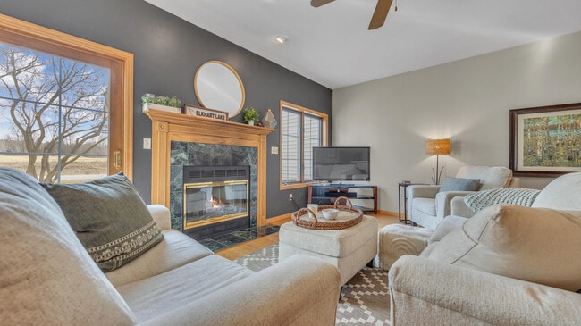 Photo - 516 Otto Way