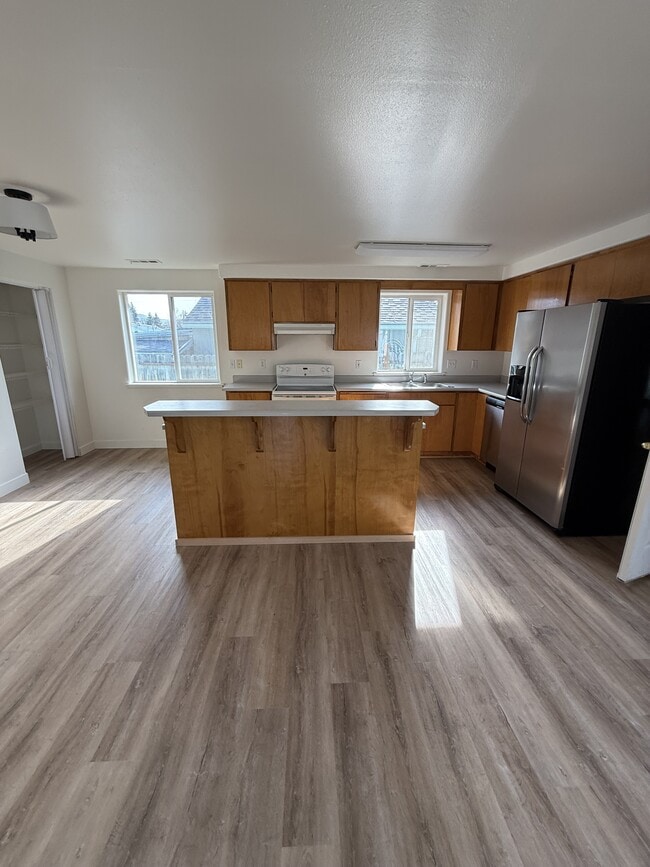 Photo - 1229 Withington St