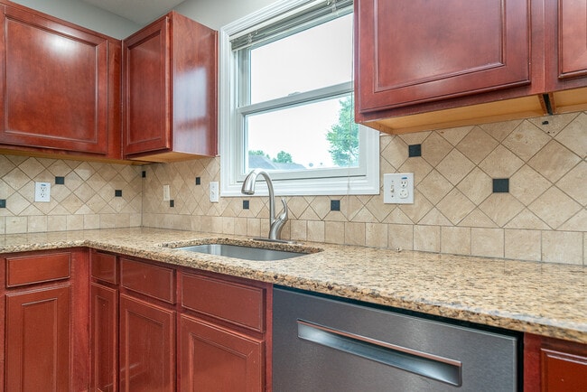 Photo - 8817 Rock Dove Rd