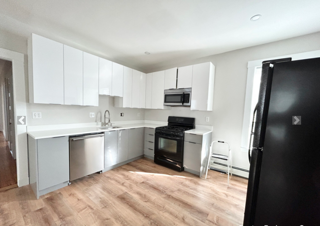 Building Photo - 24 Willis St Unit 2 Rental