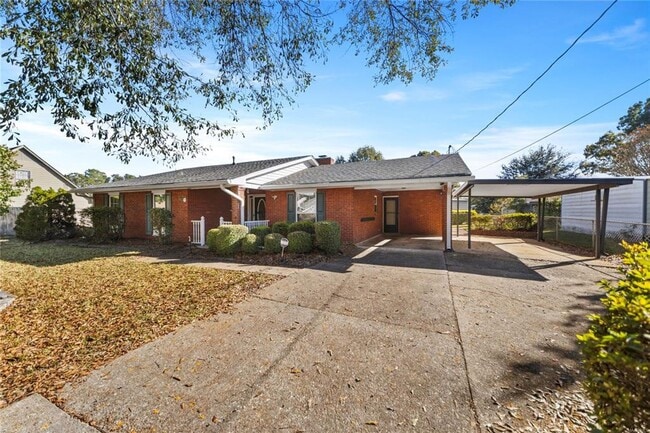 Building Photo - Beautiful 5BR/2BA Home in Montgomery, AL