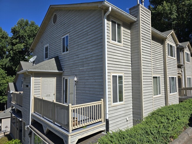 Building Photo - 6129 Old Plank Rd Rental
