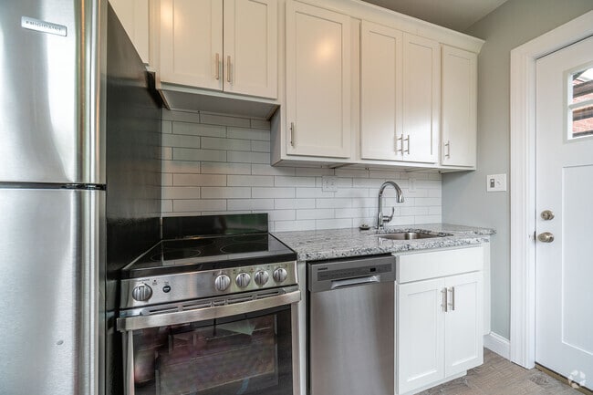 Building Photo - 388 Fairwood Ave Unit 388 fairwood Rental