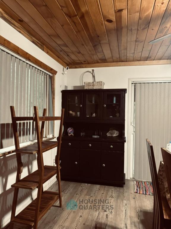 Photo - 4450 WA-211