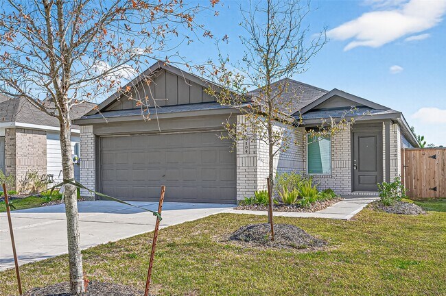 Photo - 3104 Twisted Myrtle Dr