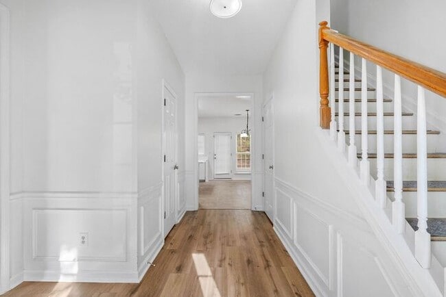 Photo - 5840 Haterleigh Dr