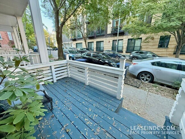 Photo - 2323 17th St NW