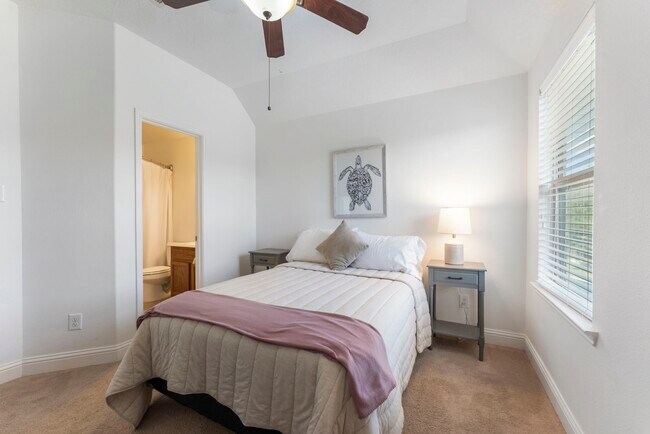 Photo - 119 Wood Drake Place