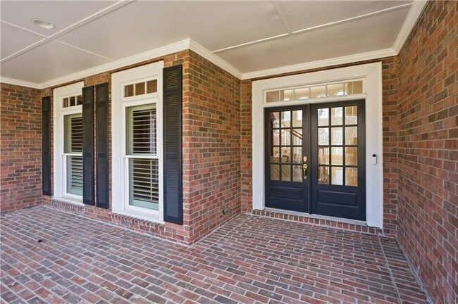 Photo - 179 Grandmar Chase