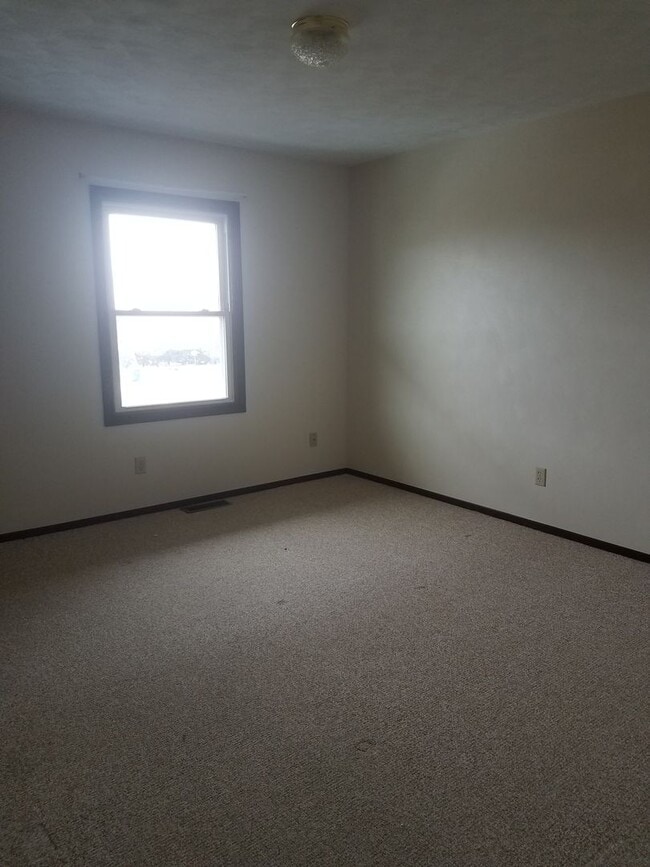 Photo - 4130-4136 Canterbury Dr Unit 4134
