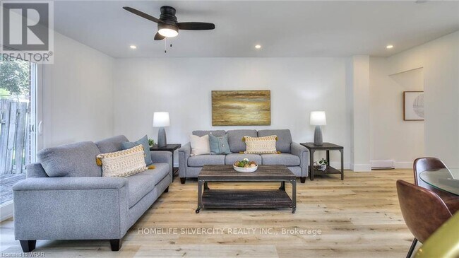 Photo - 144 Jansen Ave