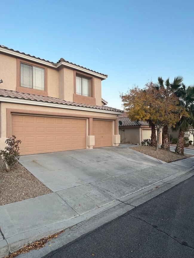 Great 5 Bedroom Home in Summerlin House Rental in Las Vegas, NV