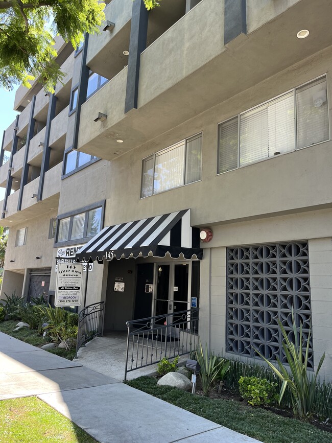 Main entrance in the building
