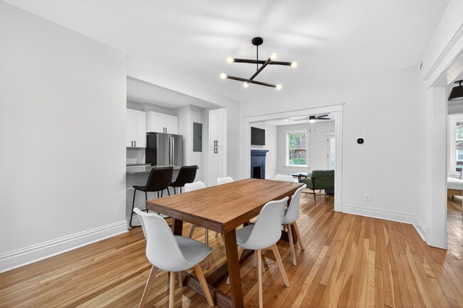 MOSAIC - 718 Limit - Now Leasing 2027/2028