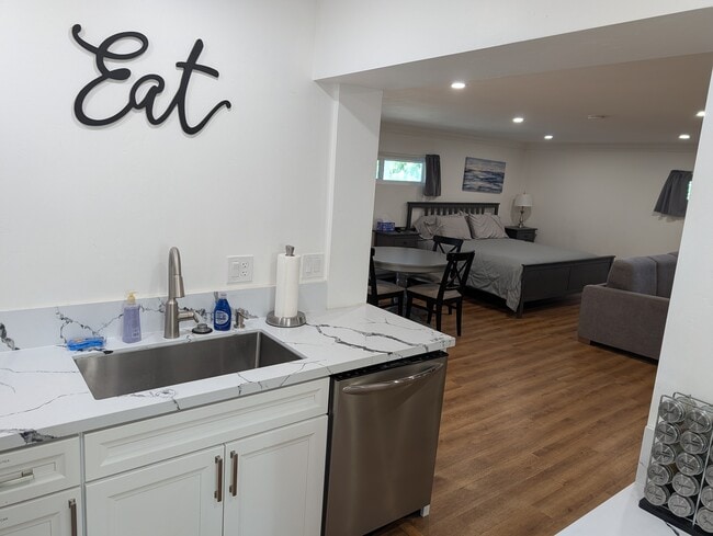 Photo - 10911 Sunray Pl Unidad Basement