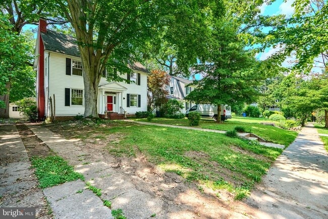 Building Photo - 720 Dryden Dr Rental