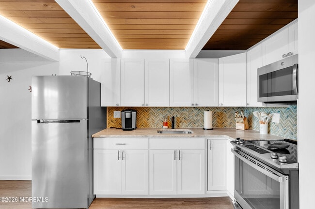 1681 NJ-35 Unit 12