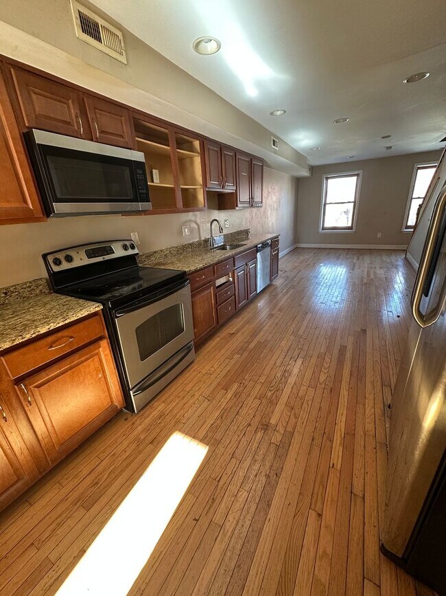 Photo - 1209 Hollins St Unit 1