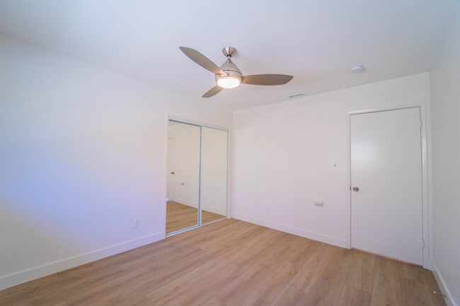 Photo - 1830 Illion St