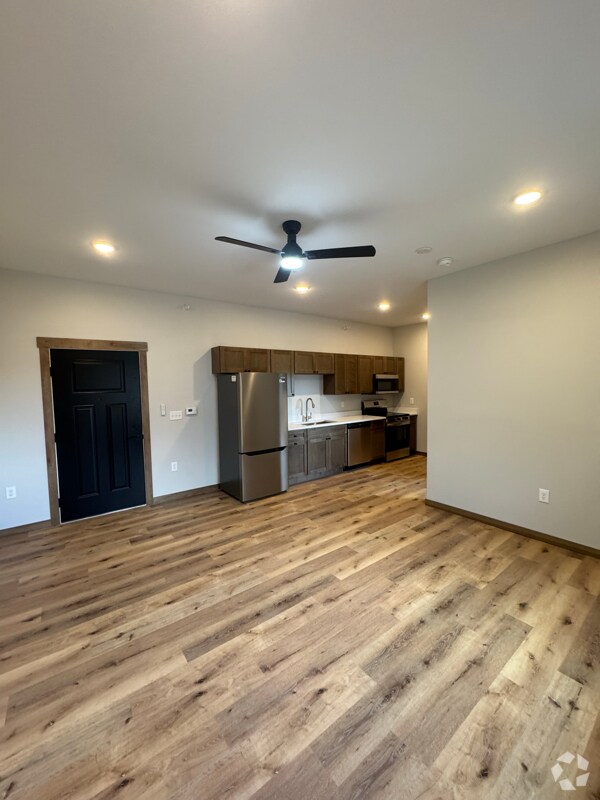 Building Photo - 600 Hickory St Unit 8 Rental