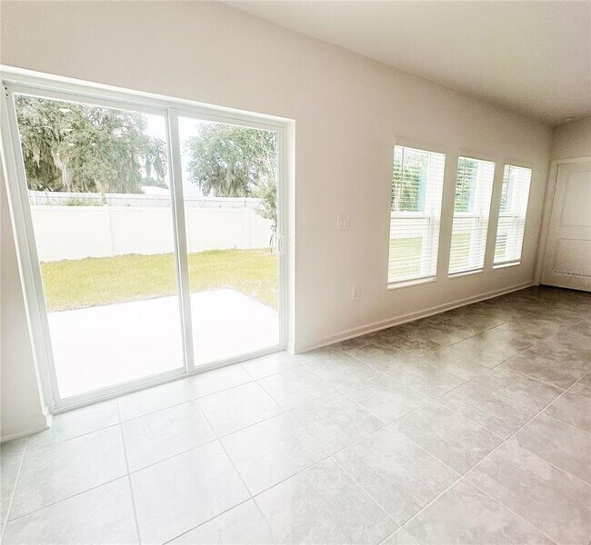 Photo - 1153 Deepwater Cir