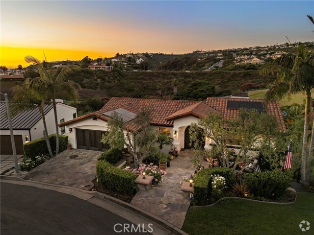 Building Photo - 449 Avenida Crespi Rental