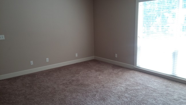 Photo - 417 - 421 - 423 N 40th -- Auburn