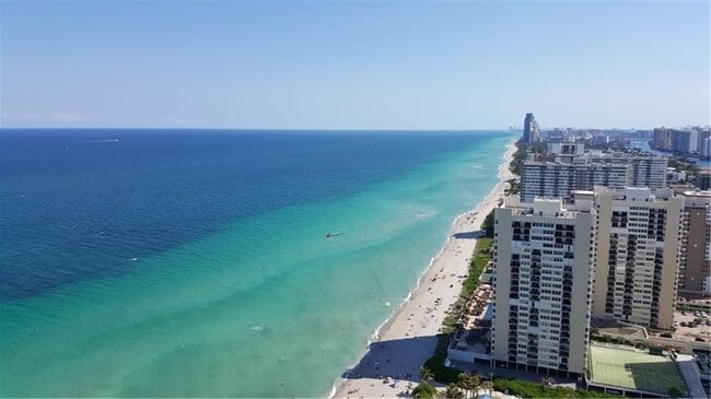 Photo - 1830 S Ocean Dr Unidad 3502