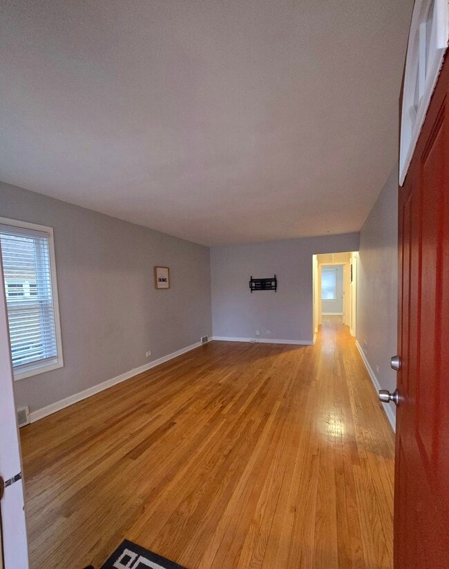 Photo - 18536 Morris Ave