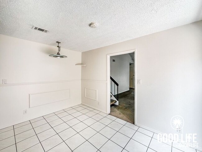 Photo - 6747 Parkside Ave