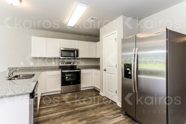 Photo - 25 Amber Mill Ct