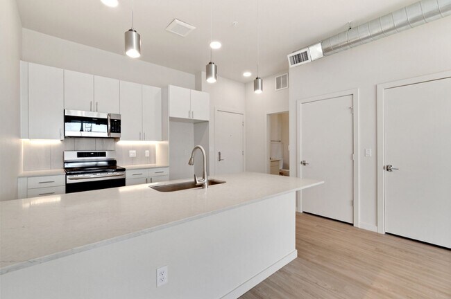 Photo - Axis West Flats