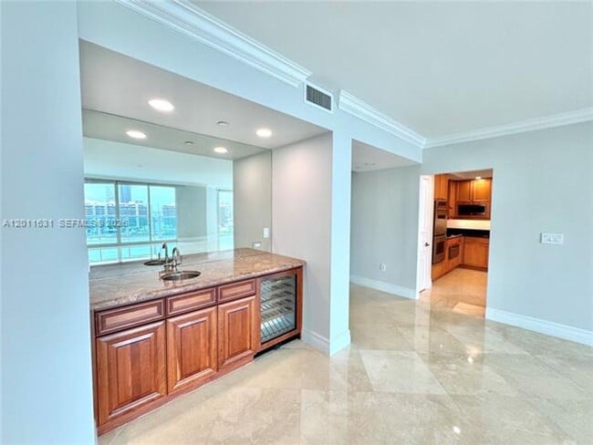 Photo - 3201 NE 183rd St Unit 3201 NE 183rd St # 1805