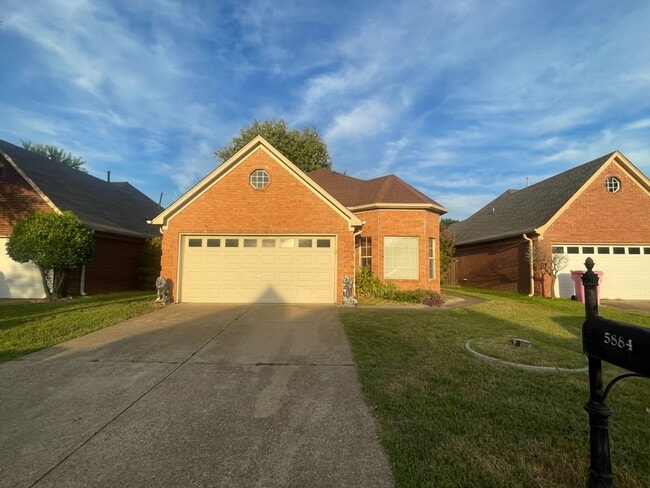 Building Photo - 5884 Alexandria Ln