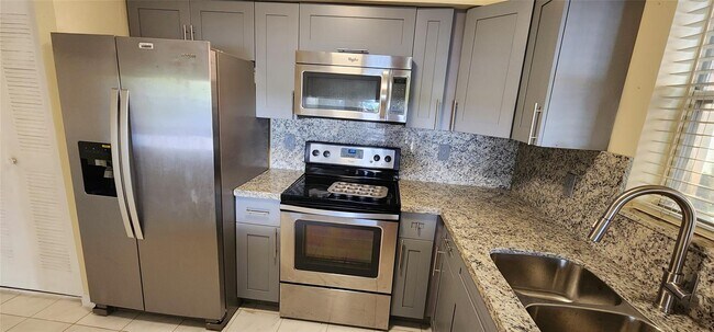 Photo - 3239 NW 44th St