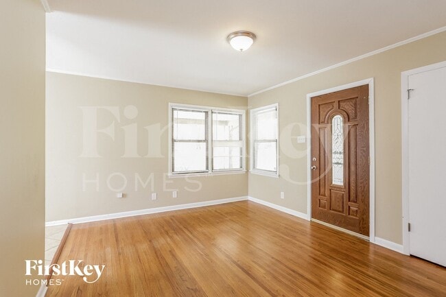 Photo - 5359 Blackwell St